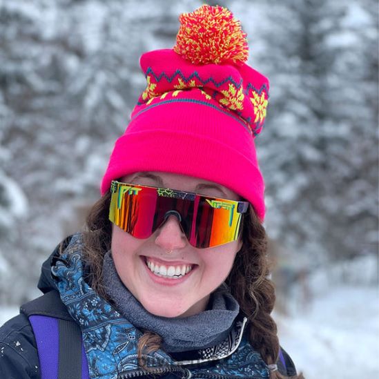 R8ZD60231 pom pom beanie rozā Pit Viper