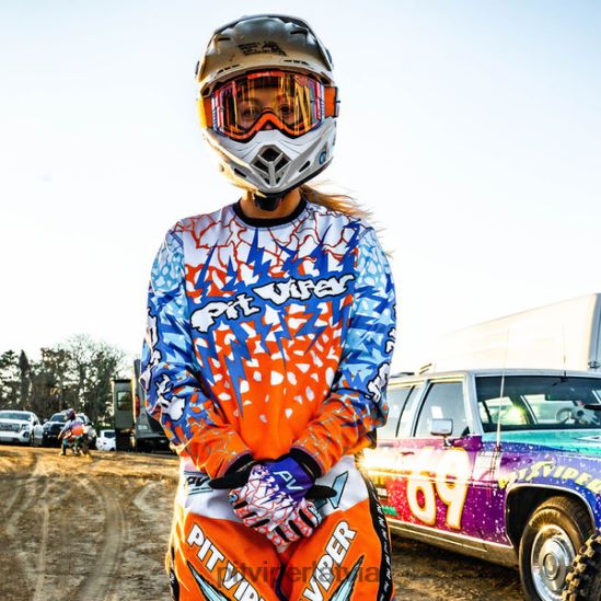 R8ZD60190 terremoto krekls Pit Viper