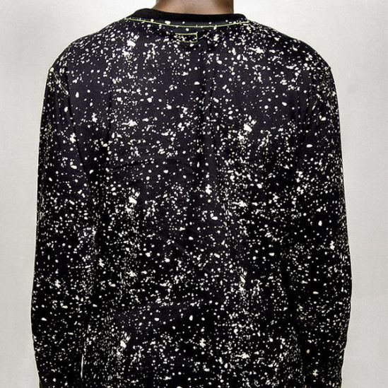 R8ZD60242 pazemes atslēgas atskaņotāja krekls ar garām piedurknēm Pit Viper