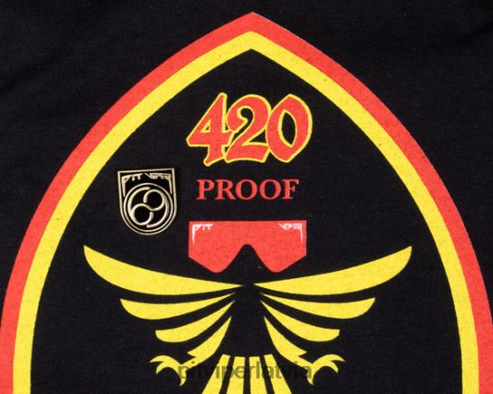 R8ZD60255 69 tapas Pit Viper