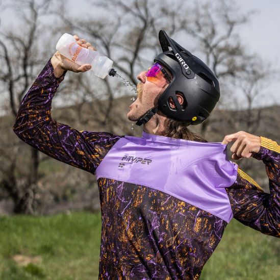 R8ZD60282 liela ātruma bezceļa ii jv ūdens pudele Pit Viper