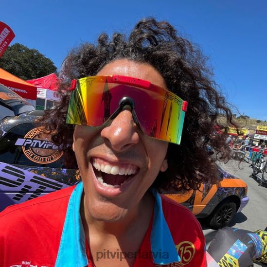 R8ZD60149 karstākie iebiedētāji Pit Viper