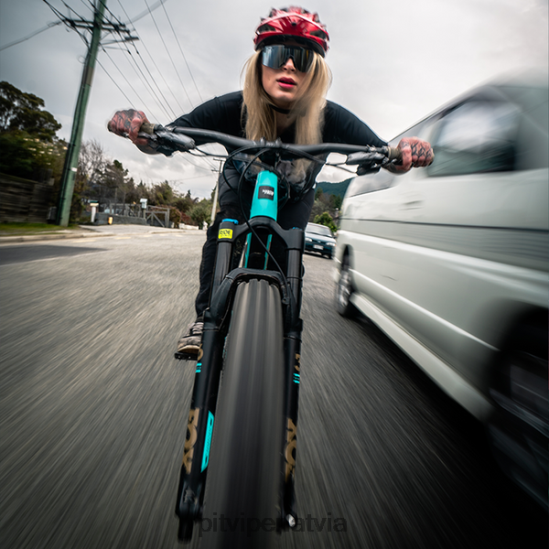 R8ZD60153 2000. gadu aptumšošanās Pit Viper