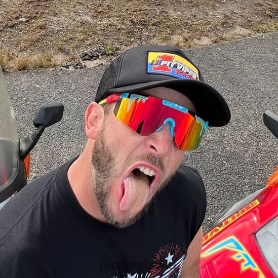 R8ZD6025 tp roll 2000. gadi Pit Viper