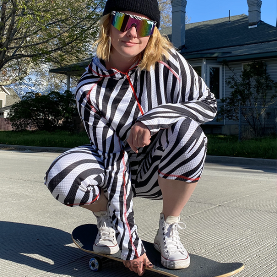 R8ZD6084 zālēdājs 2000. gadi Pit Viper